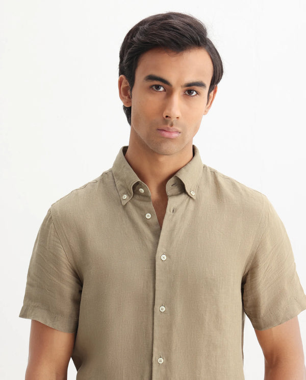 Rare Rabbit Men's Poist Khaki Linen Fabric Short Sleeve Collared Neck Button Closure Plain Shirt