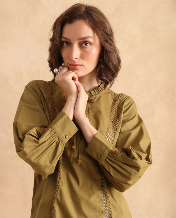 Rareism Women Penla Light Green Poplin Fabric Cuffed Sleeve V-Neck Tie-Up Closure Regular Fit Plain Top