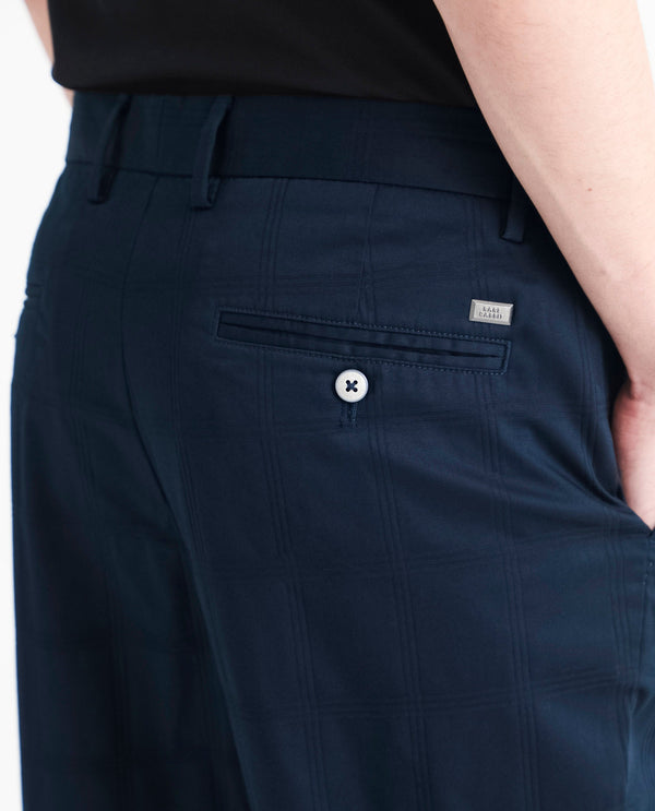 Rare Rabbit Men's Quince Dark Navy Solid Mid-Rise Regular Fit Stretch Trouser