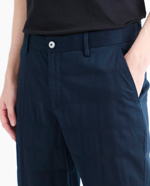 Rare Rabbit Men's Quince Dark Navy Solid Mid-Rise Regular Fit Stretch Trouser