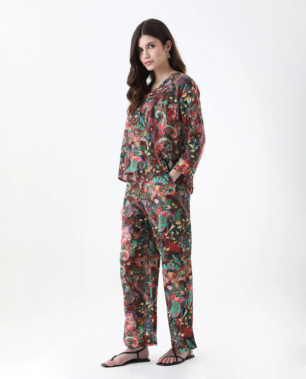 Rareism Women Rinatao-B Dark Multi Straight Fit Geometric Print Ankle Length Trouser