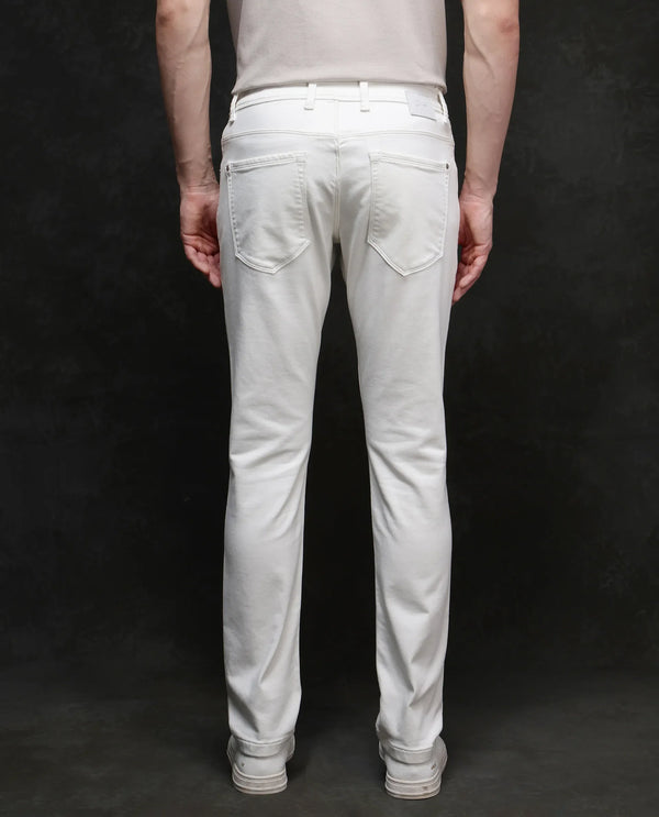 Rare Rabbit Mens Rivol Off White Cotton Polyester Rinse Wash Solid Slim Fit Jeans