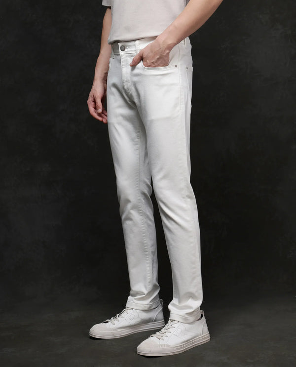 Rare Rabbit Mens Rivol Off White Cotton Polyester Rinse Wash Solid Slim Fit Jeans