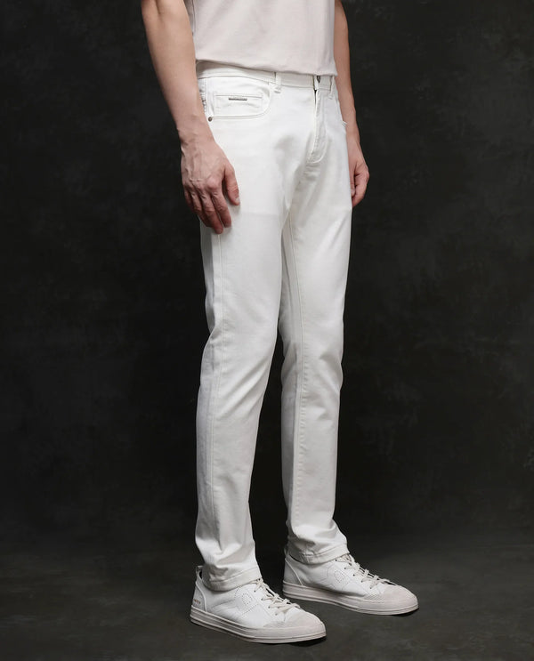 Rare Rabbit Mens Rivol Off White Cotton Polyester Rinse Wash Solid Slim Fit Jeans