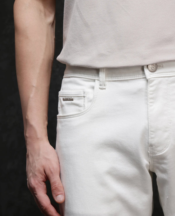 Rare Rabbit Mens Rivol Off White Cotton Polyester Rinse Wash Solid Slim Fit Jeans