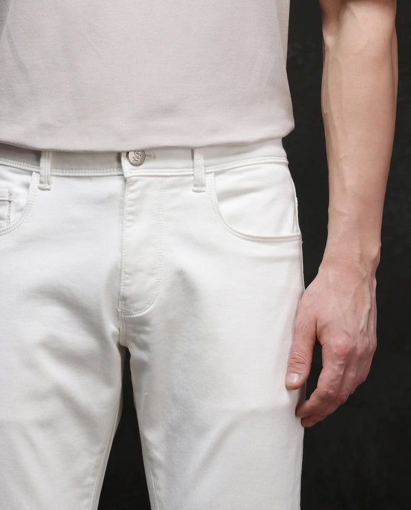 Rare Rabbit Mens Rivol Off White Cotton Polyester Rinse Wash Solid Slim Fit Jeans