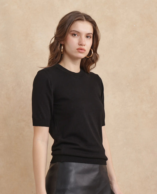 Rareism Women Rohrdo Black Full Sleeve Crew Neck Plain Sweater