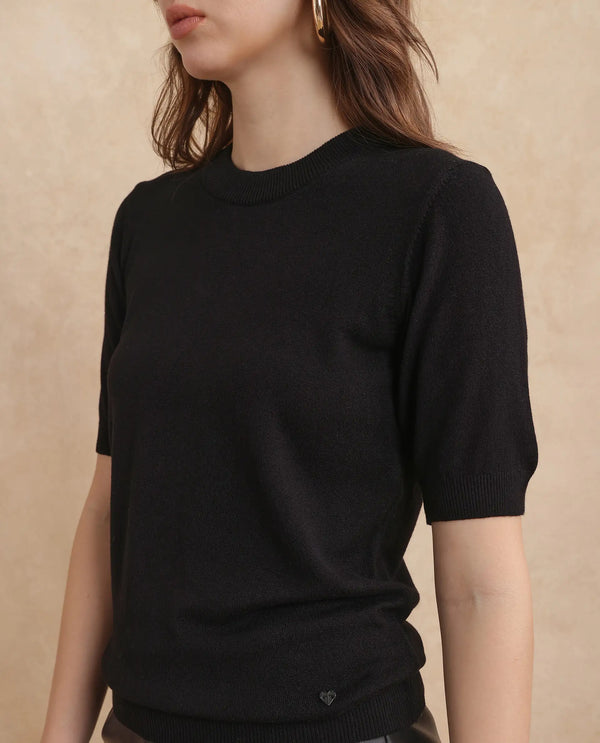 Rareism Women Rohrdo Black Full Sleeve Crew Neck Plain Sweater