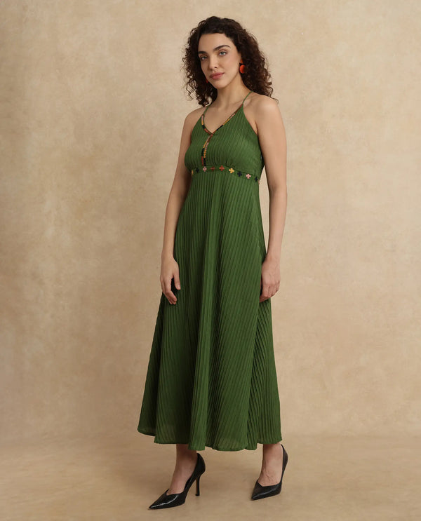 Rareism Women Ronad Green Polyester Blend Fabric Sleeveless V-Neck A-Line Maxi Plain Dress