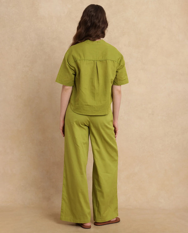 Rareism Women Ronuo Olive 100% Cotton Fabric Straight Fit Ankle Length Plain Trouser