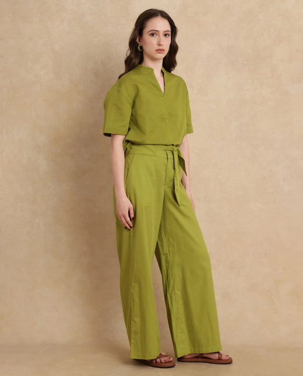 Rareism Women Ronuo Olive 100% Cotton Fabric Straight Fit Ankle Length Plain Trouser