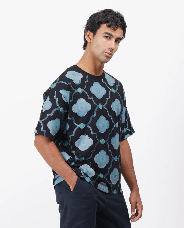 Rare Rabbit Men Evino Black Cotton Fabric Short Sleeve Slip-On Oversized Fit Graphic Print T-Shirt