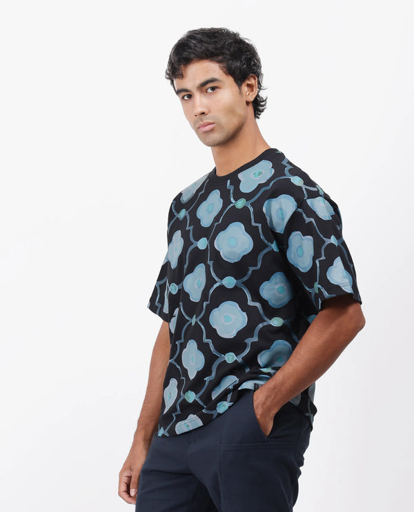 Rare Rabbit Men Evino Black Cotton Fabric Short Sleeve Slip-On Oversized Fit Graphic Print T-Shirt