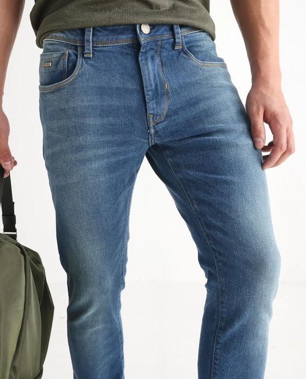 Rare Rabbit Men's Salar Pastel Blue Slim Fit Mid Rise Mild Wash With Mild Whiskers Jeans