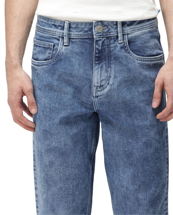 Rare Rabbit Men's Sam-2 Light Blue Mid-Wash Mid-Rise Carrot Fit Jeans