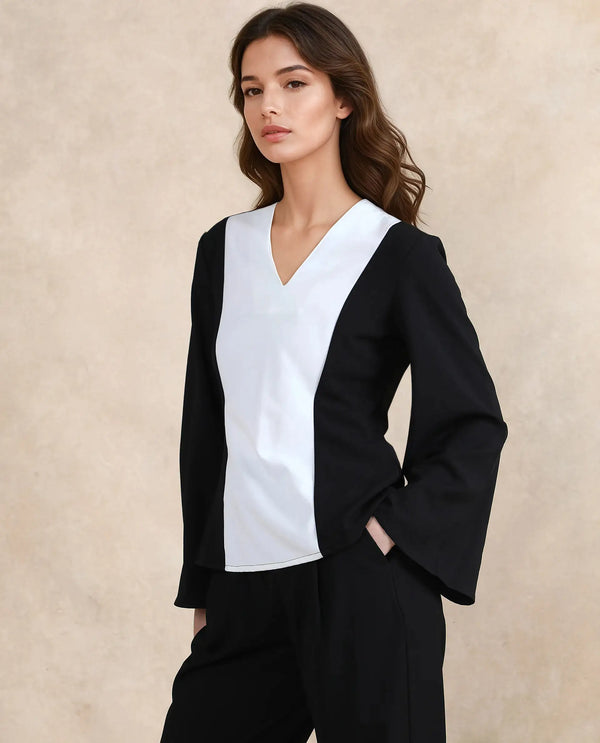Rareism Women Sanchiyi Black Full Sleeve V-Neck Zipper Closure Fitted Plain Top