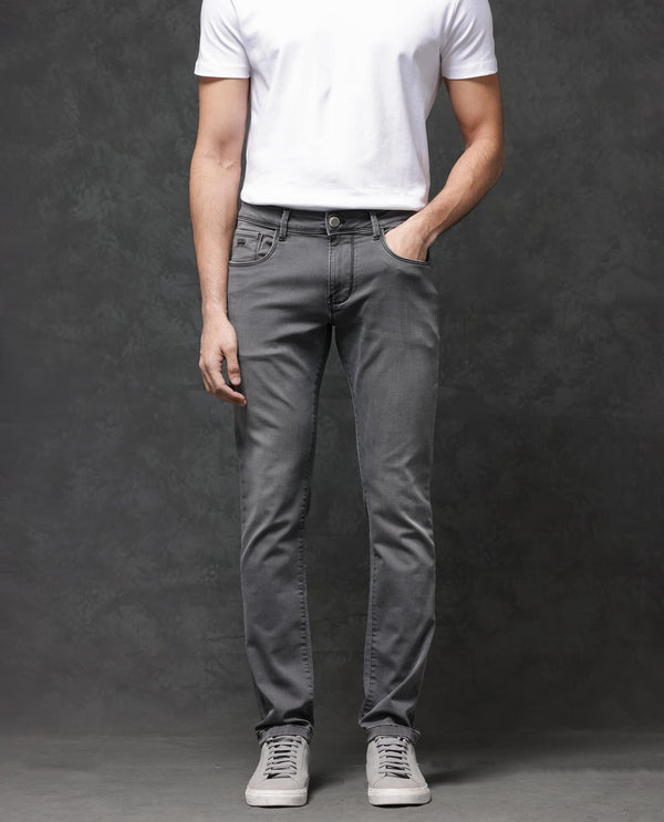 Rare Rabbit Mens Savoy Light Grey Rinse Wash Cotton Polyester Solid Slim Fit Jeans