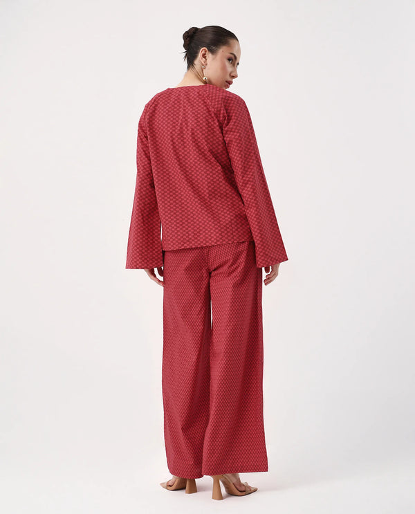 Rareism Women Somkyu-B Red Cotton Fabric Zipper Closure Wide Fit Ankle Length Geometric Print Trouser
