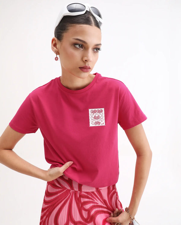 Rareism Women Somrey Pink Cropped Crew Neck Cropped Graphic Print T-Shirt