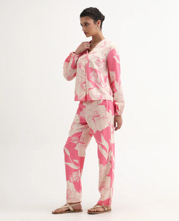 Rareism Women Somyan-B Pink Rayon Fabric Straight Fit Ankle Length Floral Print Trouser