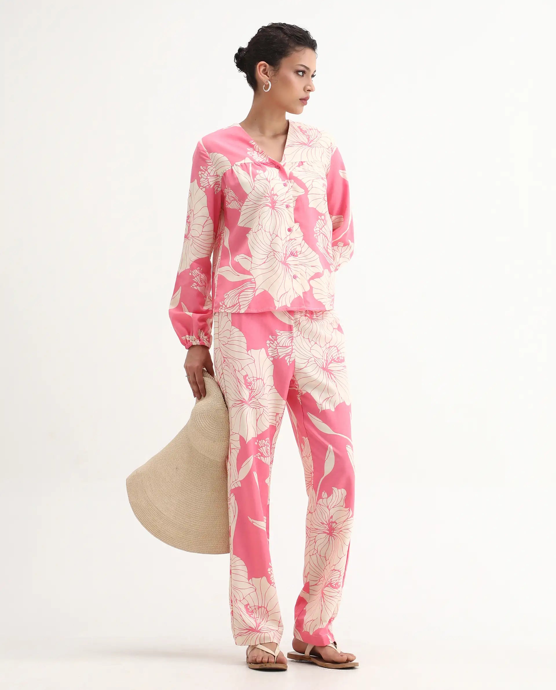Rareism Women Somyan-B Pink Rayon Fabric Straight Fit Ankle Length Floral Print Trouser