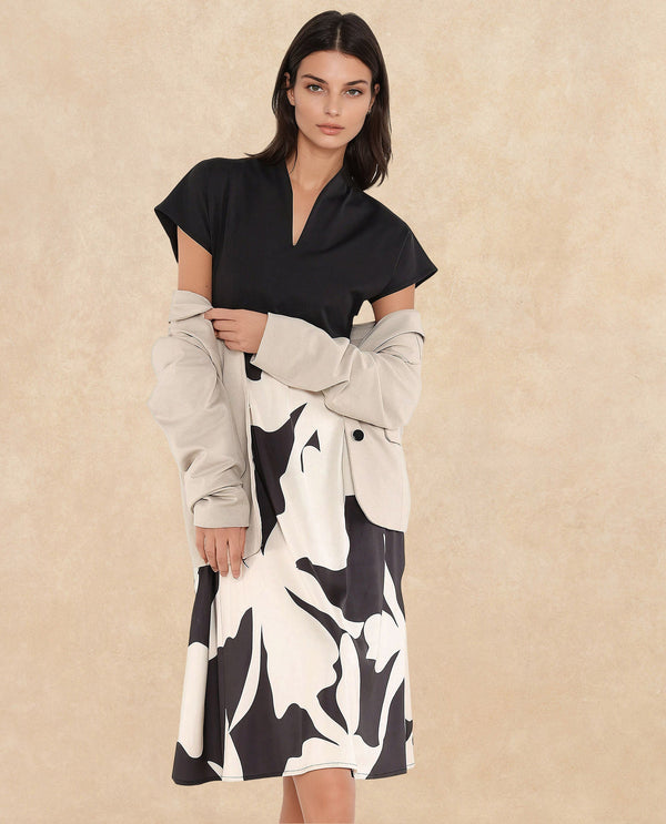 Rareism Women's Sopp White  V-Neck Zipper Closure Extended Sleeve Abstract Fit And Flare Midi Dress