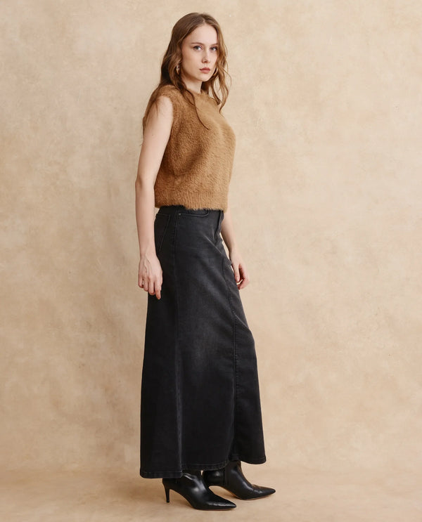 Rareism Women Stinger Black Cotton Polyester Fabric Regular Fit Plain Skirt