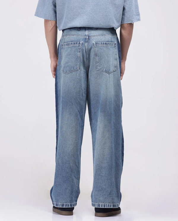 Rare Rabbit Men's Strito Light Blue Cotton Fabric Button And Zip Closure Baggy Loose Fit Plain Jeans