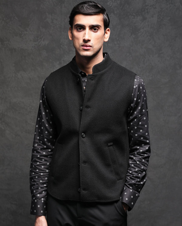 Rare Rabbit Men's Thermo Black Mandarin Collar Sleeveless Plain Jacket