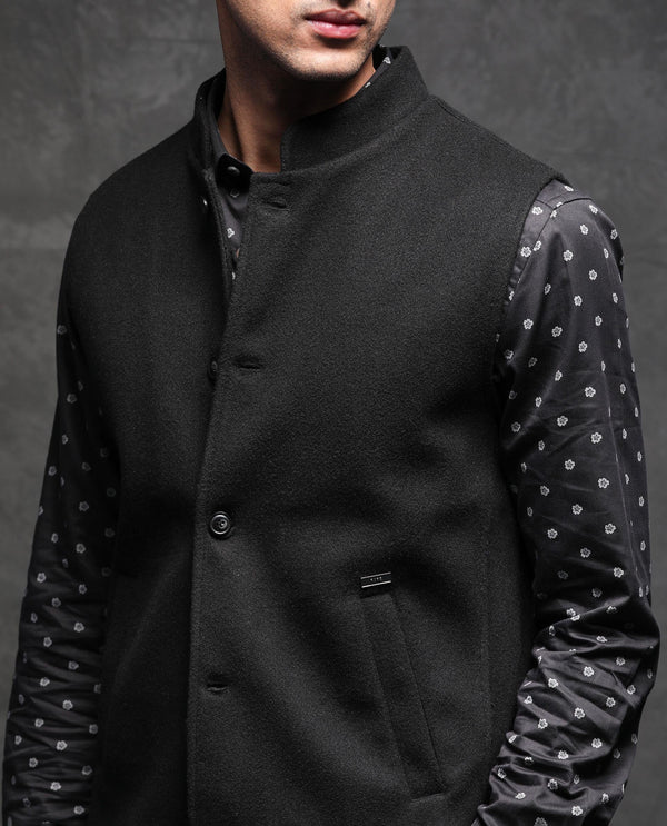 Rare Rabbit Men's Thermo Black Mandarin Collar Sleeveless Plain Jacket