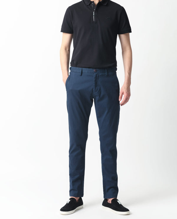 Rare Rabbit Men's Trans Navy Solid Mid-Rise Regular Fit Plain Stretch Trouser