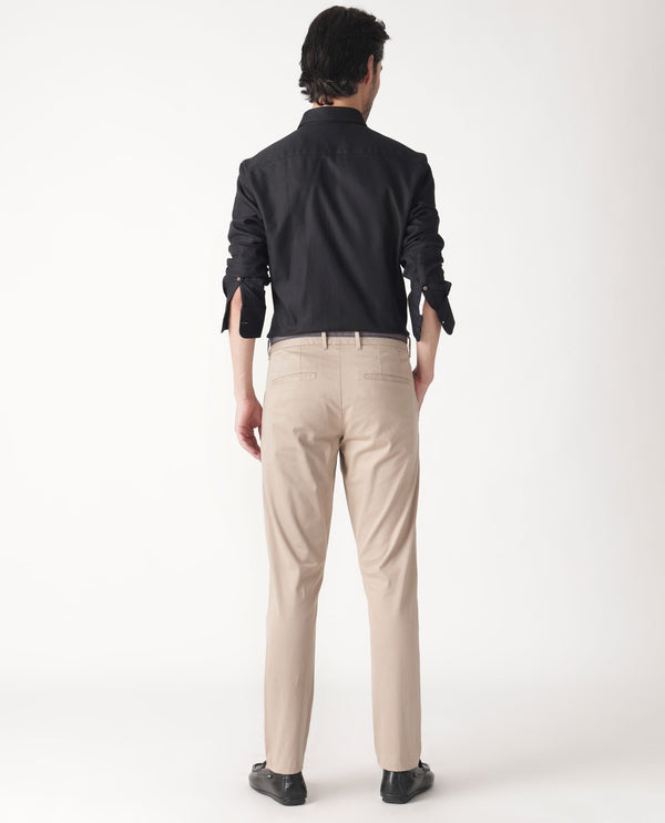 Rare Rabbit Men's Trellis Beige Solid Mid-Rise Regular Fit Stretch Trouser