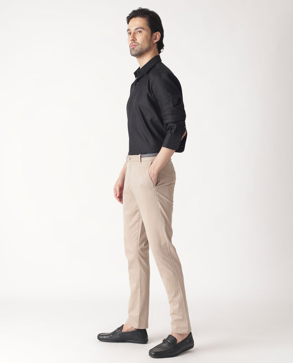 Rare Rabbit Men's Trellis Beige Solid Mid-Rise Regular Fit Stretch Trouser