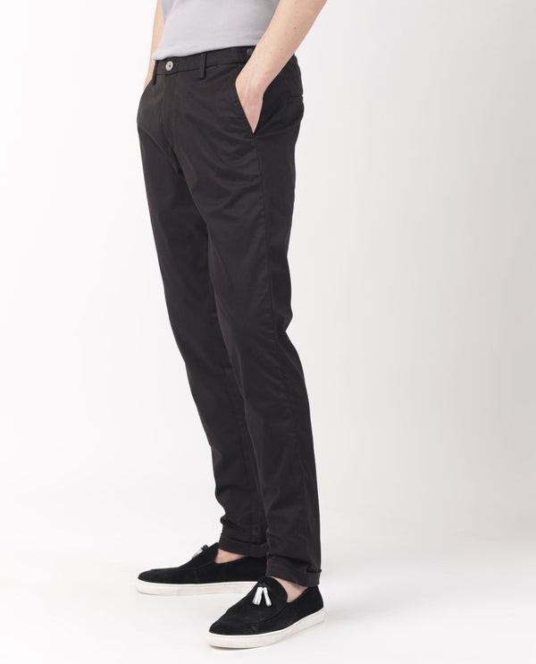 Rare Rabbit Men's Trews-22 Black Solid Mid-Rise Regular Fit Trouser