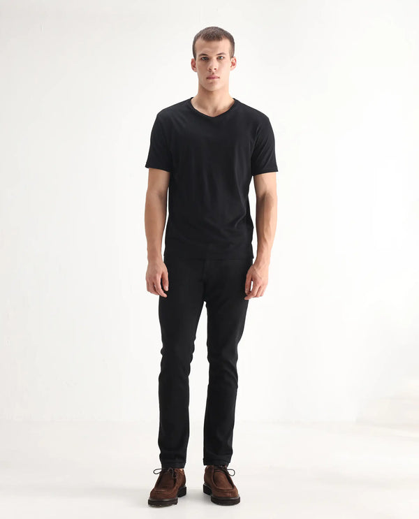 Rare Rabbit Men Umo Black Cotton Polyester Fabric Slim Fit Plain Denim Pant