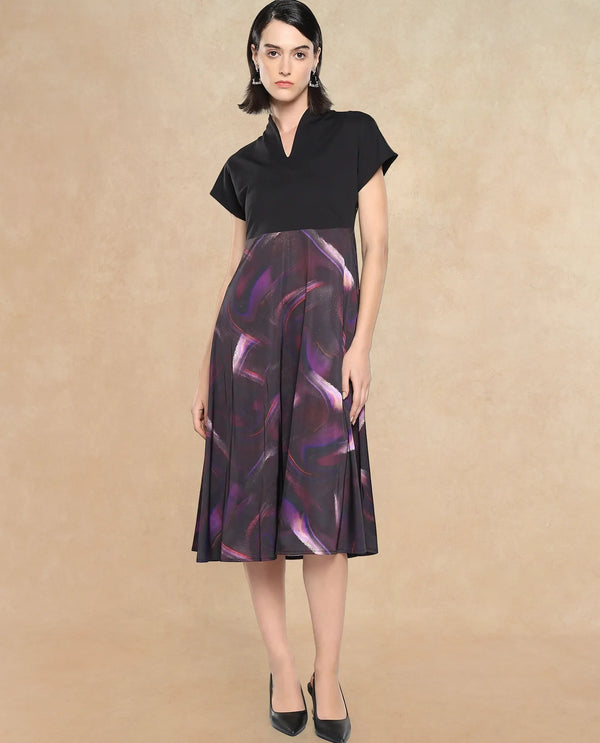 Rareism Women Usopp Black Polyester Fabric Short Sleeve V-Neck Zipper Closure Flared Midi Abstract Print Dress