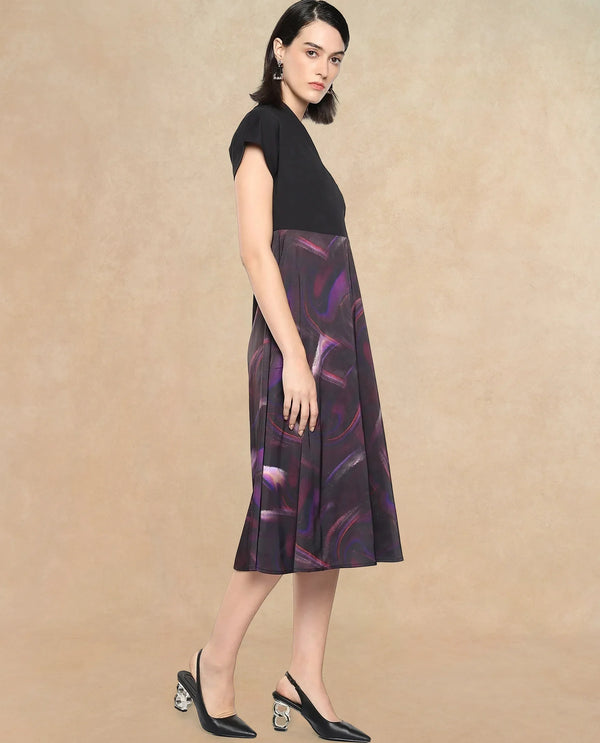 Rareism Women Usopp Black Polyester Fabric Short Sleeve V-Neck Zipper Closure Flared Midi Abstract Print Dress