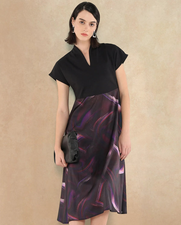 Rareism Women Usopp Black Polyester Fabric Short Sleeve V-Neck Zipper Closure Flared Midi Abstract Print Dress