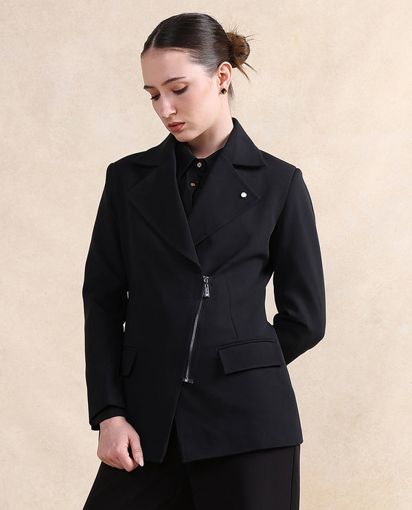 Rareism Women Versto Black Full Sleeve Lapel Neck Zipper Closure Plain Jacket