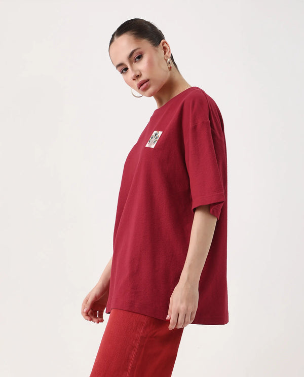 Rareism Women Volo Red Pull On Closure Cotton Fabric Oversized Fit Regular Graphic Print T-Shirt