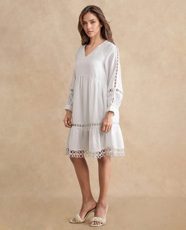 Rareism Women Wimbledon White Polyester Fabric Dyed Relaxed Fit Below Knee Length Dress