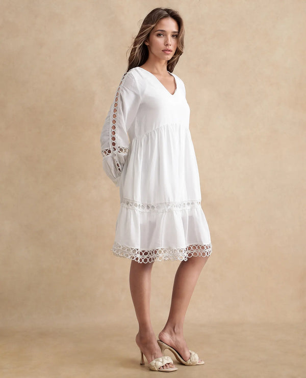 Rareism Women Wimbledon White Polyester Fabric Dyed Relaxed Fit Below Knee Length Dress