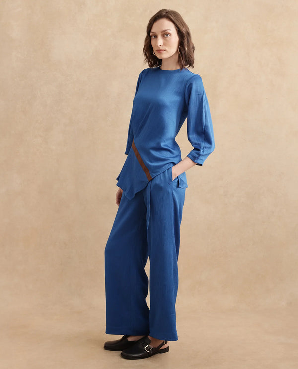 Rareism Women Yan Blue Volume Sleeve Round Neck Zipper Closure Regular Fit Plain Top