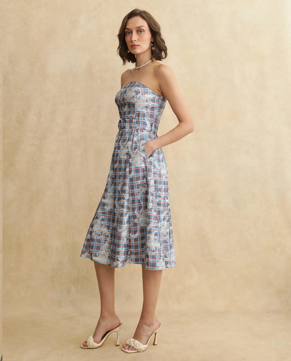 Rareism Women Yerd Blue Sleeveless Tube Neck Flared Midi Geometric Print Dress