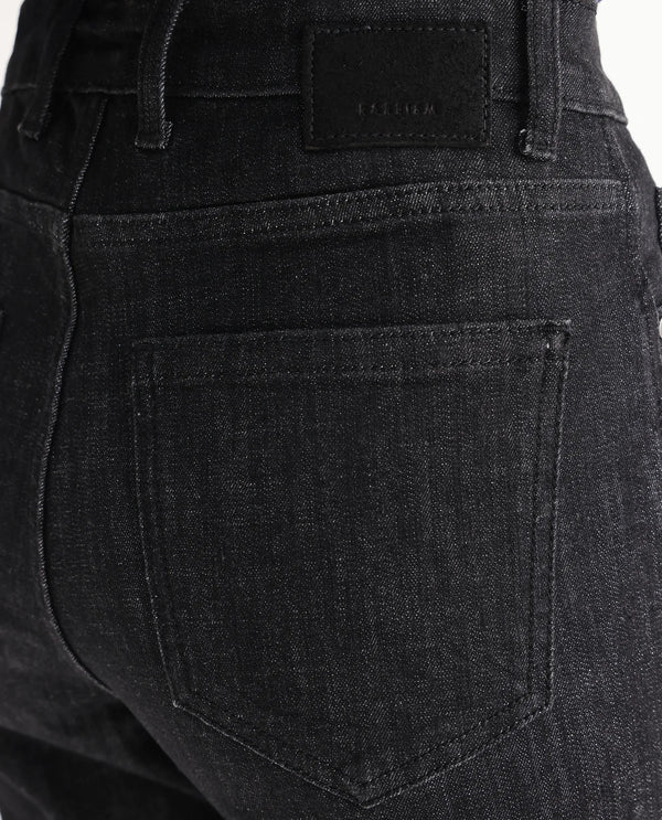 Rareism Women Zaisho Black Cotton Elastane Fabric Solid Regular Length Jeans