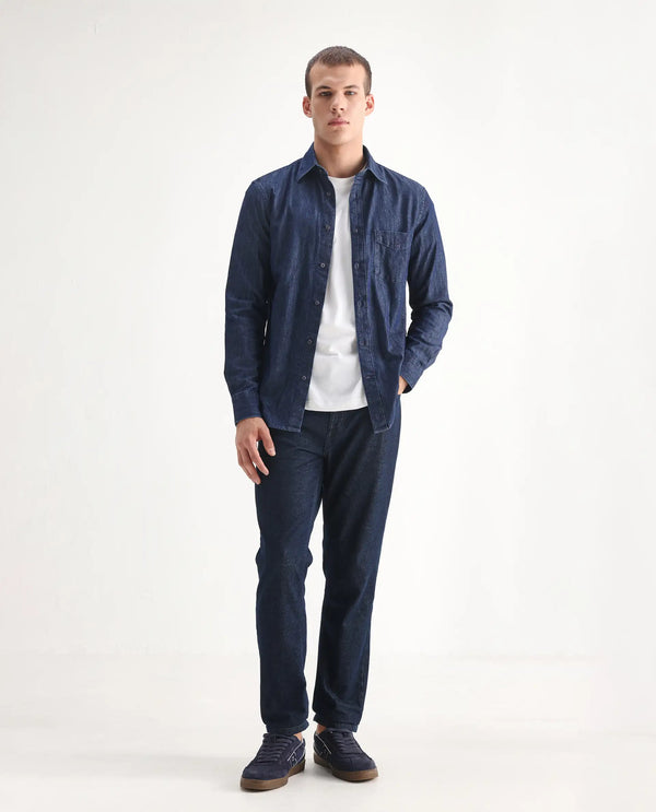 Rare Rabbit Men Gleb Dark Blue Cotton Fabric Mid Rise Carrot Fit Mid Wash Plain Denim Trousers