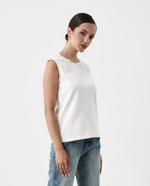Rareism Women Janbed Off White 60%cotton,40%polyester Fabric Sleeveless Collared Neck Regular Fit Plain T-Shirt