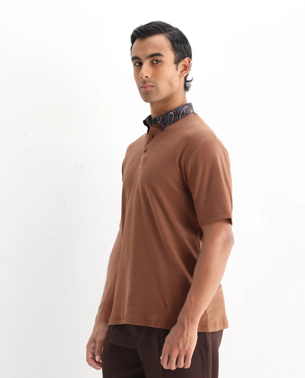 Rare Rabbit Men's Rings Dusky Brown Cotton Fabric Short Sleeves Collared Neck Solid Polo T-shirt