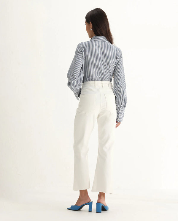 Rareism Women Winona White Cotton Fabric Plain Crop Flare Jeans