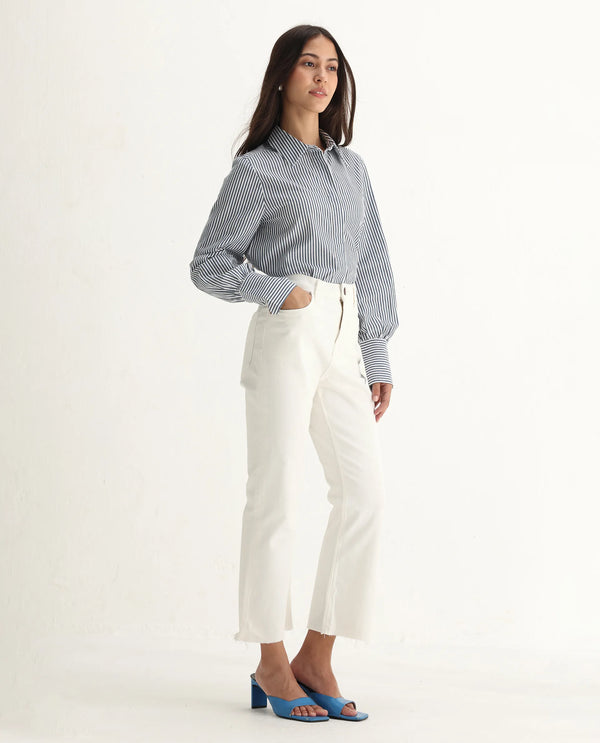 Rareism Women Winona White Cotton Fabric Plain Crop Flare Jeans